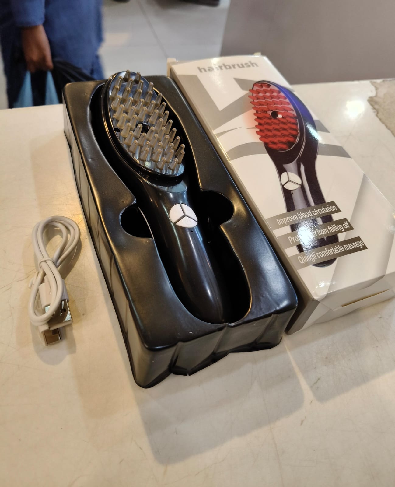 Electric 3D Scalp Massage Comb with Steam Spray & Red Blue Light Therapy - Haircare Accessory Designed For Scalp Massage